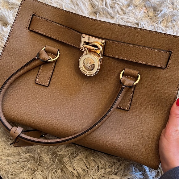 MICHAEL KORS Hamilton - Picture 2 of 8